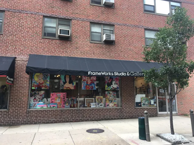 FrameWorks Studio & Gallery