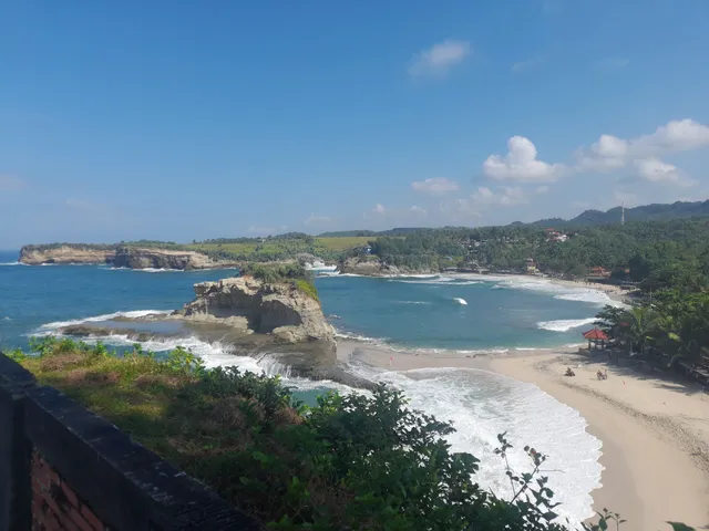Pantai Klayar Pacitan