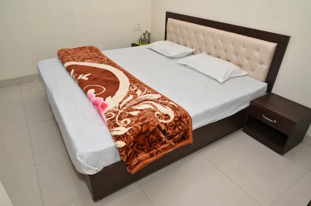 Thapliyal Home Stay - AIIMS Road Rishikesh