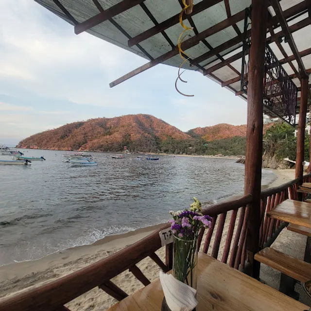 Yelapa Yacht Club