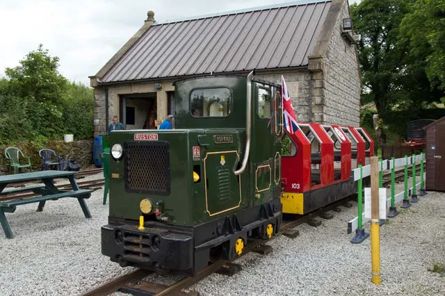 The Steeple Grange Light Railway