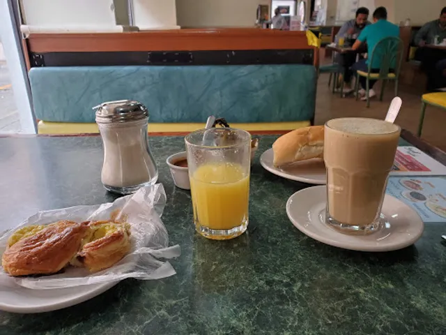 Los Bisquets Obregon