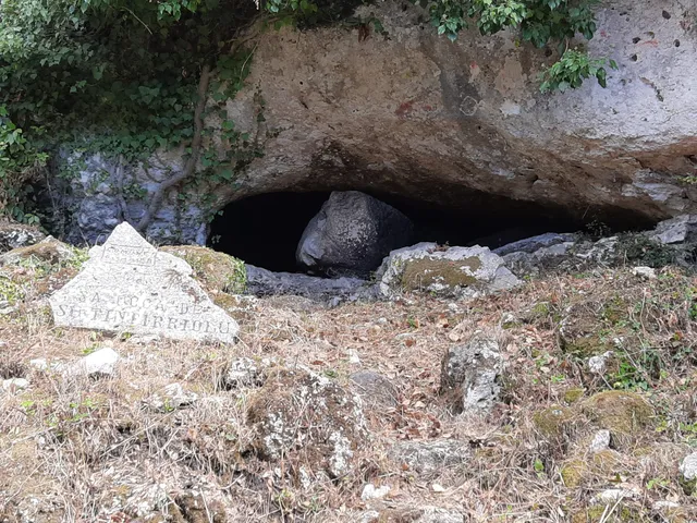 Grotta “Sa Ucca de su Tintirriolu”