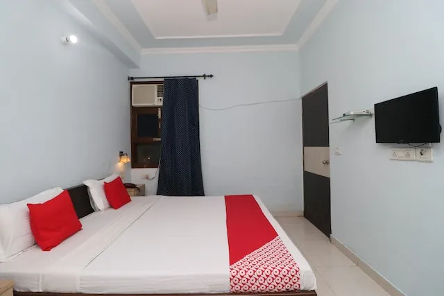 OYO 36237 Hotel Maruti Inn