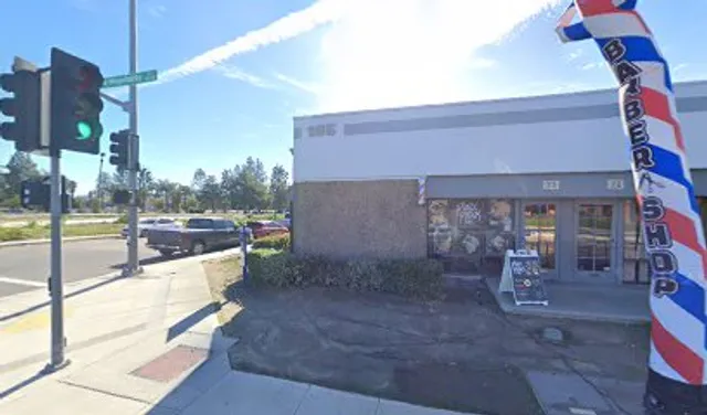 LA FAMILIA 4EVER CLOTHING STORE