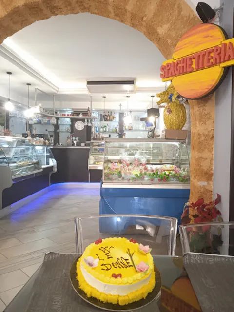 Eclisse cafe spaghetteria panineria gelateria pasticceria t.calda