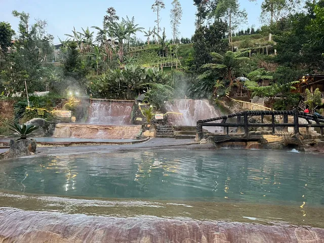 Camping Curug Cipanas