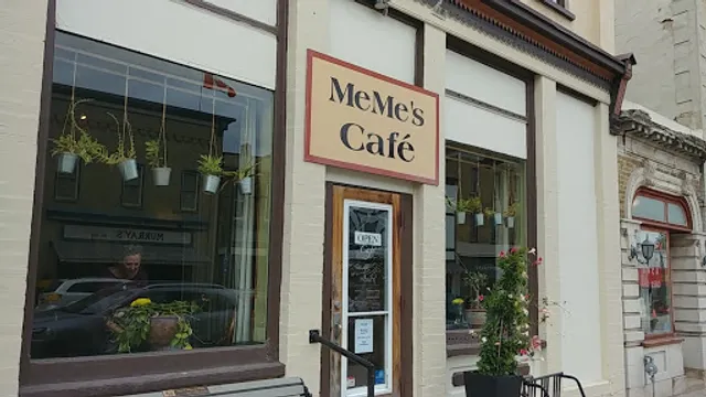 MeMe's Cafe and Food Shop
