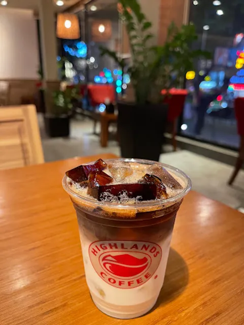 Highlands Coffee Nguyen Thai Hoc