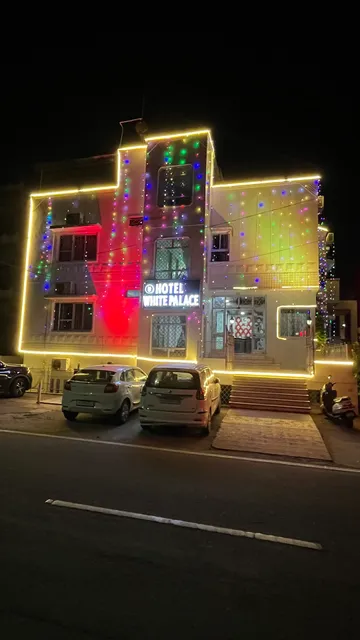 Hotel White Palace