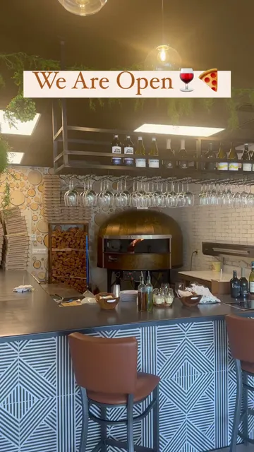 Piacere Wood Fired Pizza Pines