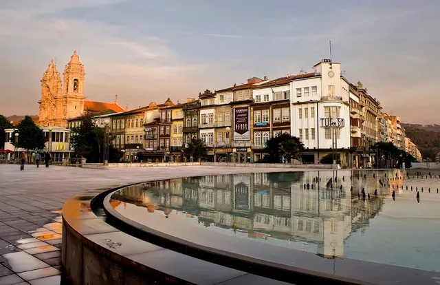 Park Avenida Central