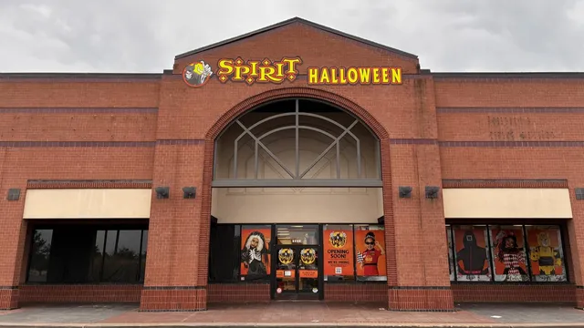 Spirit Halloween