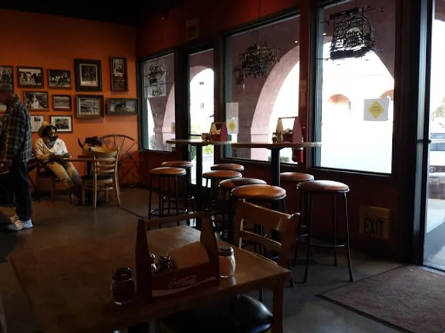 Wild West Pizza & Grill