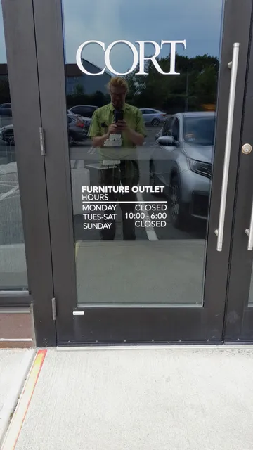 CORT Furniture Outlet