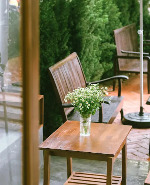 Giang - Góc Sân & Khoảng Trời