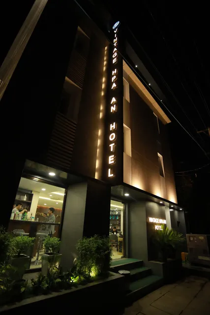 Vintage Hpa An Hotel