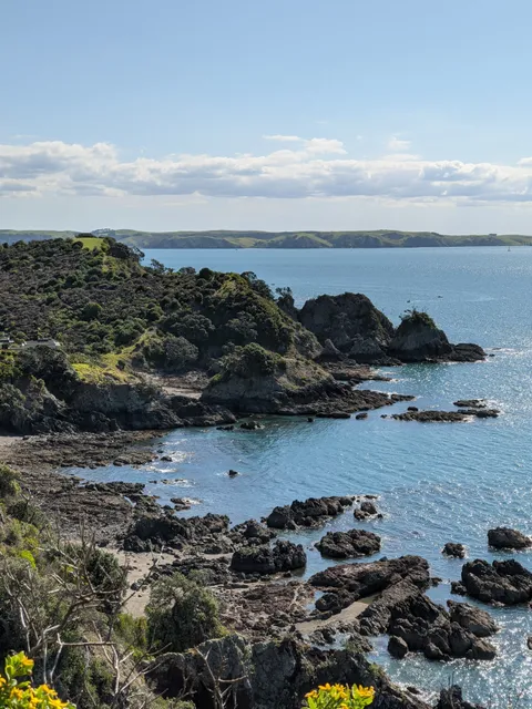 Te Ara Hura - "W" Bay trail