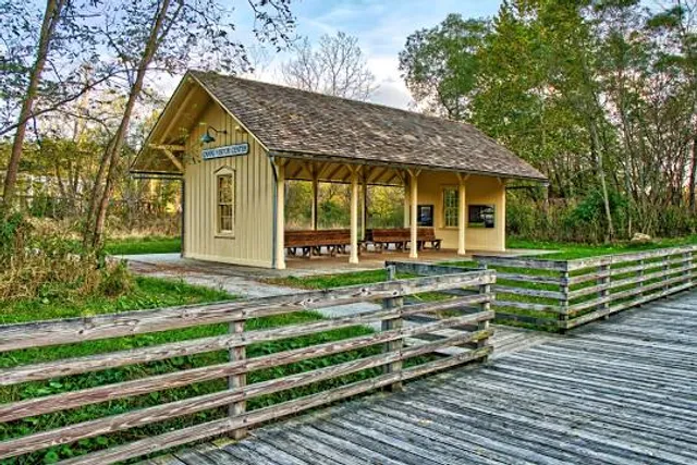 Canal Exploration Center