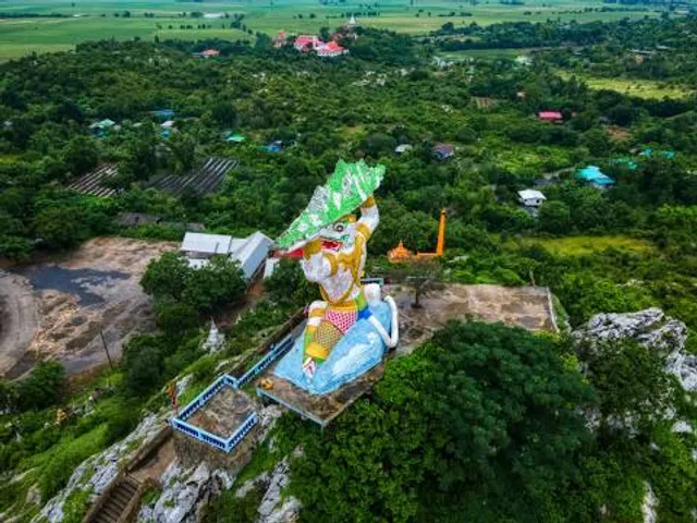 Wat Khao Samo Khon