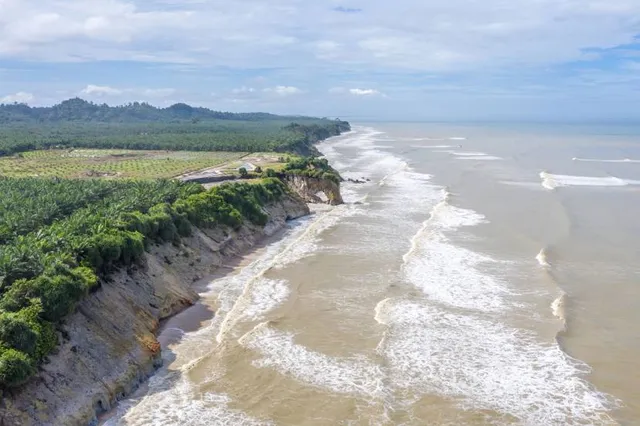 Pantai Tusan Bekenu