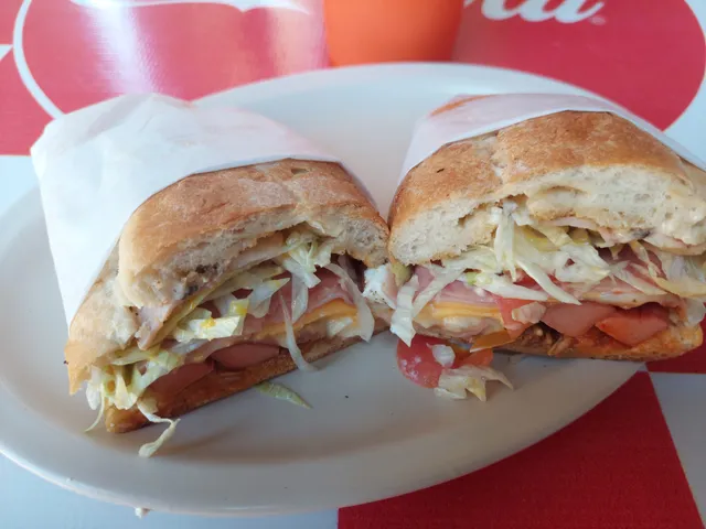 Lonches Muertos El Cuñado