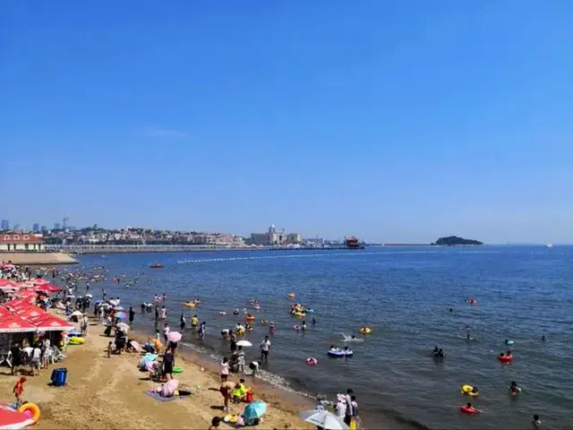 Qingdao Shinan Zhan Bridge Bathing Beach
