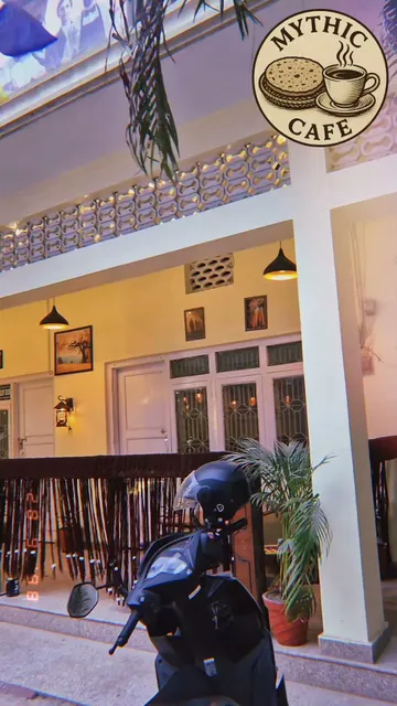 Mythic Cafe