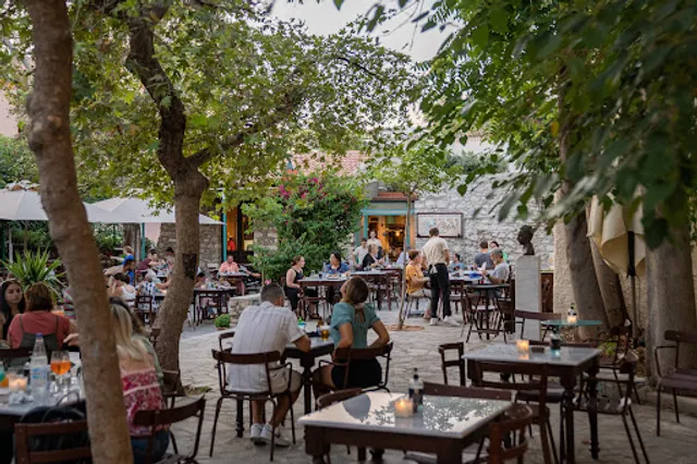 Aerides Plaka Restaurant