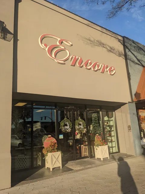 Encore On the Square