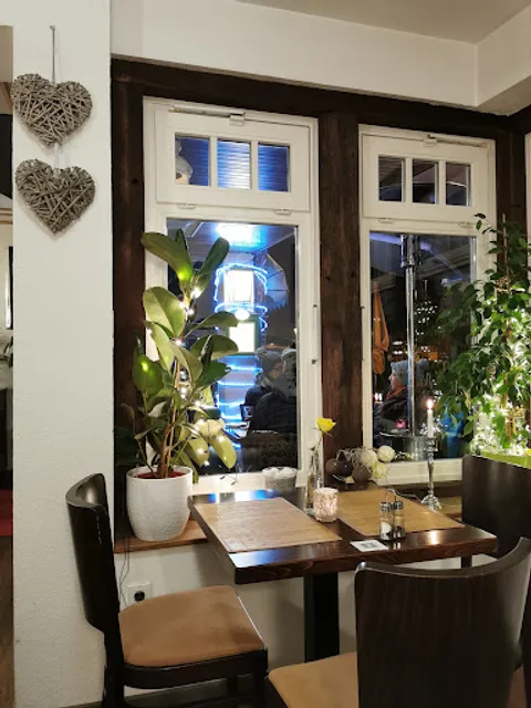 La Bella Toscana. Ristorante Pizzeria Italienische und Indische küche