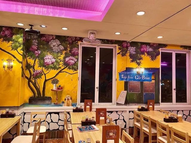 Quán Thư ベトナム料理 (karaoke店)