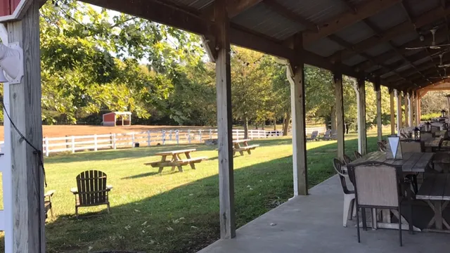 Crooked Creek Winery