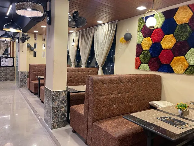 Mandi 4 you family Restaurant