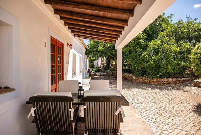 Monte Rosa-Alojamento Rural Lda