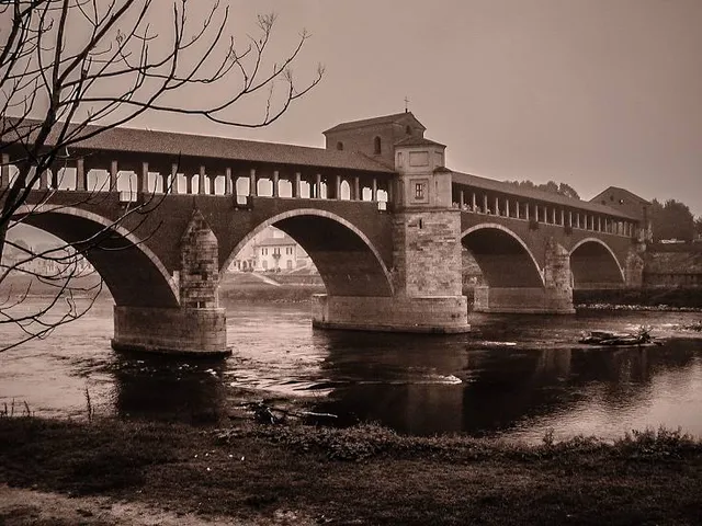 Monumento alla Lavandaia