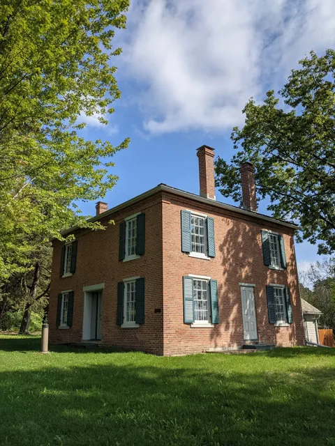 Gideon Pond House