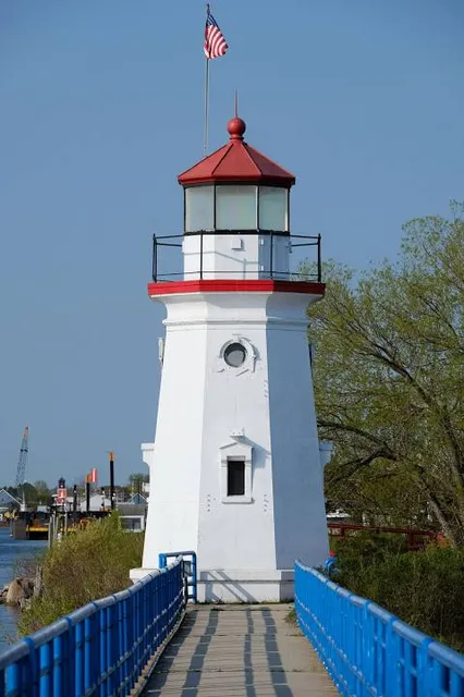 Cheboygan Crib Rear Light