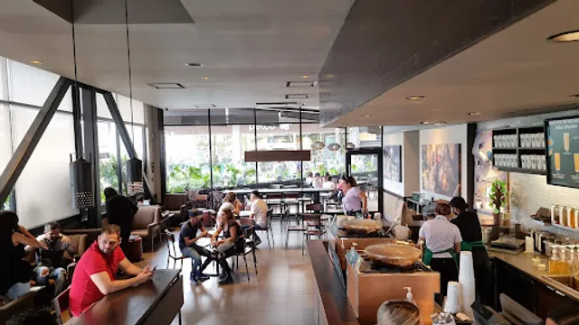 Starbucks Real Center