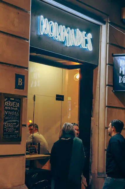 Noumades · Hamburguesas & Cervezas Artesanas en Eixample, Barcelona