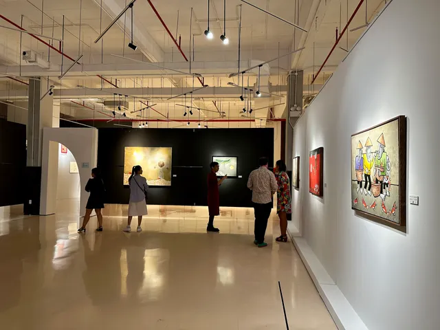 Lotus Gallery
