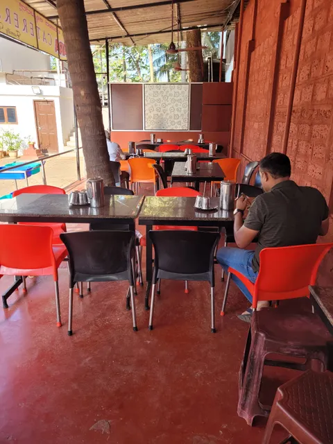 Shri Guru Banjara Family Restaurant And Caterers