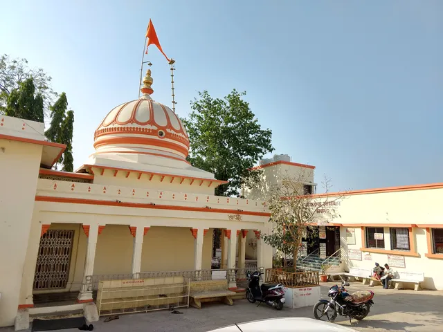 Samadhi Mandir - Tembe Swami Maharaj