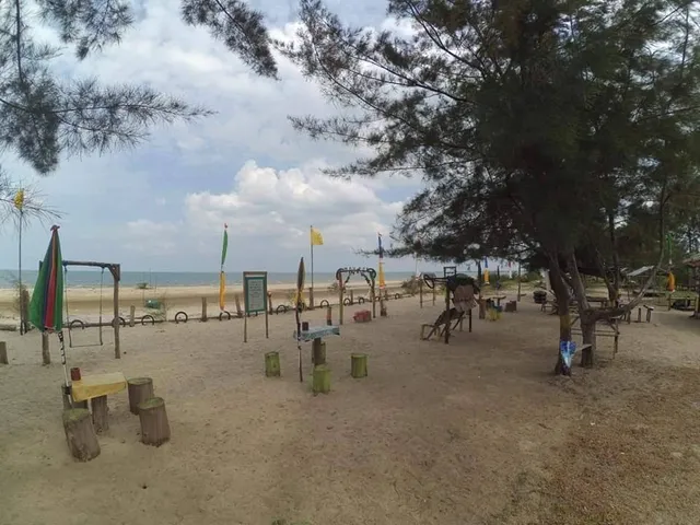 Pantai Pelangi