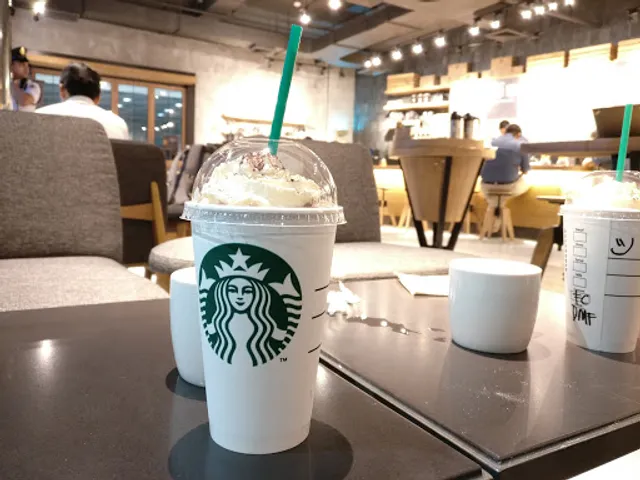 Starbucks Reserve 14 Jupiter