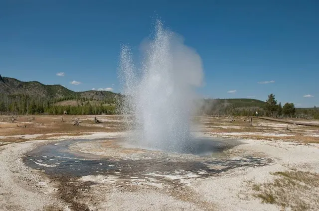 Jewel Geyser