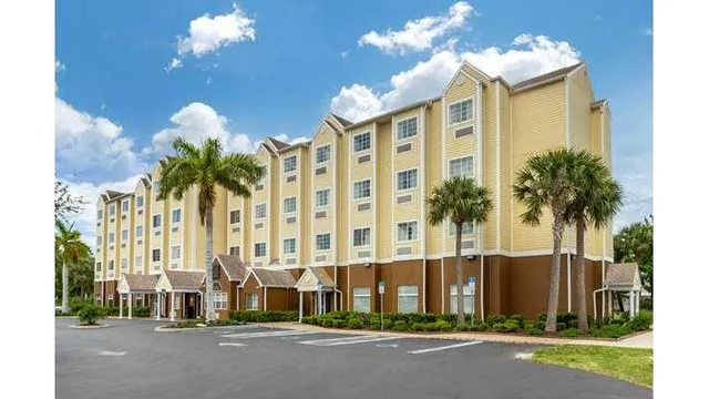 Quality Inn & Suites Lehigh Acres Fort Myers