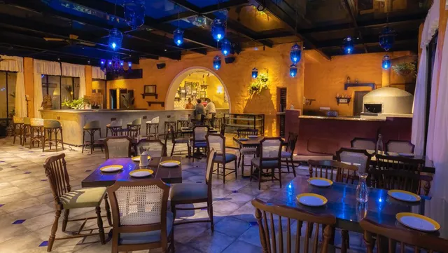 1 Bar House Kitchen (1BHK)