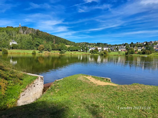 Lac de la Tour-d'Auvergne