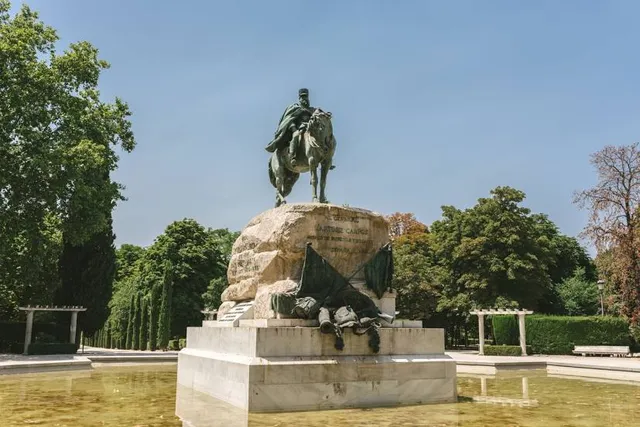 Monumento to Martínez Campos